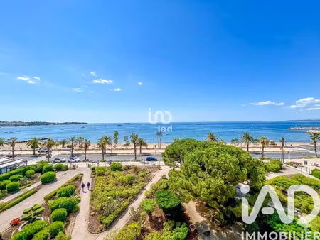 appartement à fréjus (83600)