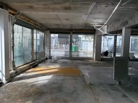 location commerce paris 75020 544m²