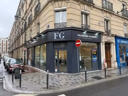 location commerce asnieres sur seine 92600 76m²