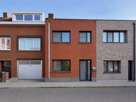 maison à louer à hoogpadlaan 16 ekeren (rbv96273)