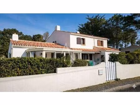 vente maison viager à bretignolles-sur-mer (85470) : à vendre viager / 125m² bretignolles-