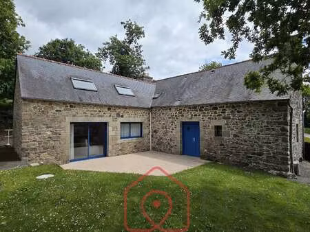 vente maison à gurunhuel (22390) : à vendre / 129m² gurunhuel