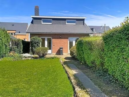 maison à vendre avec garage et 5 chambres   sombreffe (vbe25104)