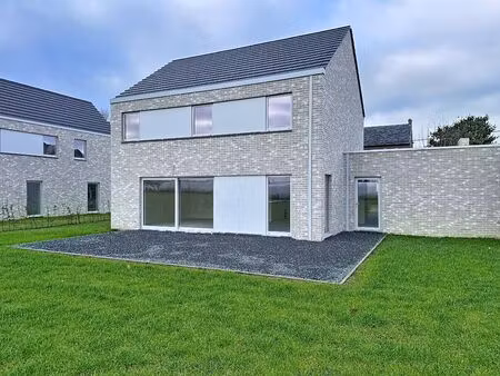 maison à vendre à voie de la tombe 12 verlaine (vbe25260)