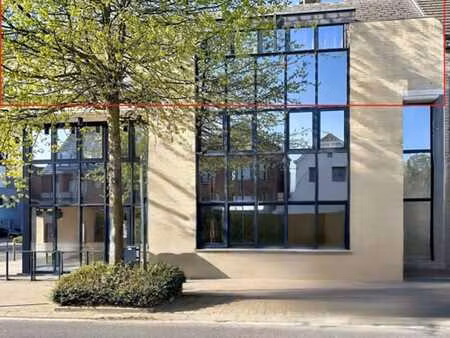 jezus-eik. 2 chb  sdb  buanderie  balcon  grenier cave