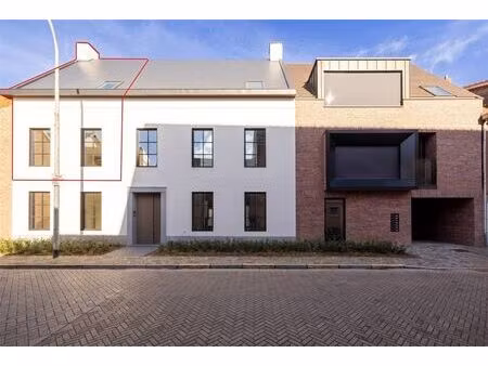 triplex à louer à nieuwstraat 14 westerlo (rbv96377)