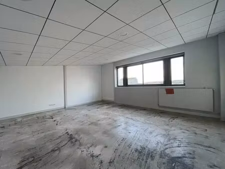 location bureaux 34 m²