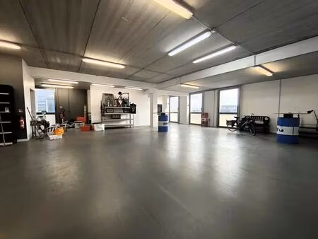 vente entrepôt ferrieres en brie 77164 450m²