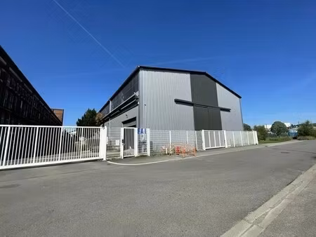 vente entrepôt nantes 44100 1800m² à 5500m²