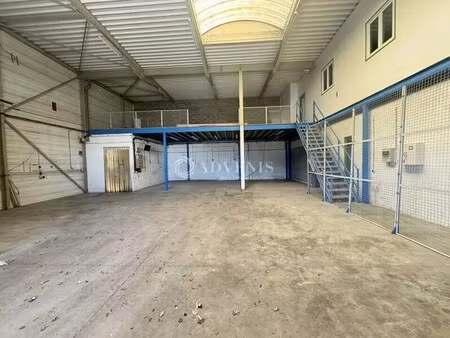 location local d’activités claye souilly 77410 432m²