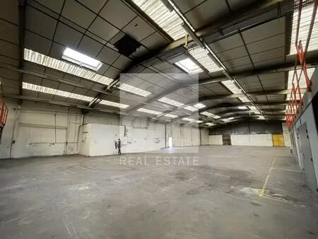 location local d’activités le pont de claix 38800 1360m²