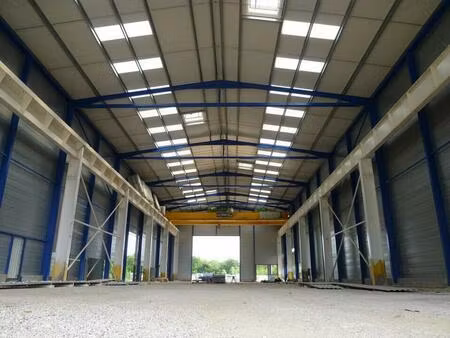 location local d’activités tancarville 76430 1550m²