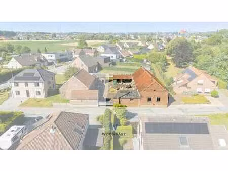 ferme authentique avec potentiel à merchtem !