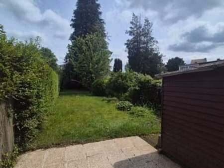 proximit immdiate stockel. grand jardin  peb c.
