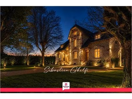 belle maison bourgeoise avec parc arboré d'environ 3600 m²