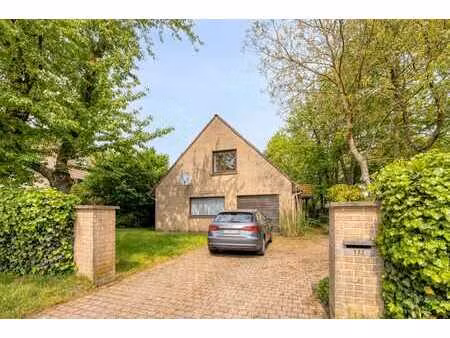 maison avec jardin et 3 chambres bien située
