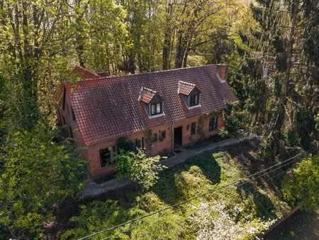 agreable maison 5ch avec vue degagee sur un bois