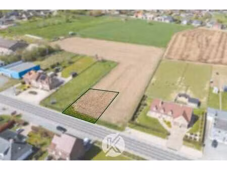 uitstekend gelegen bouwgrond voor open bebouwing