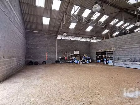 location bureaux et commerces à treillières (44119) : à louer / 200m² treillières