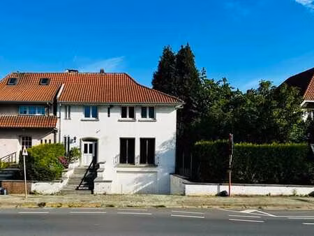villa 4 chambres aux beaux volumes