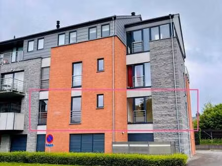 appartement 2 chambres  balcon  2 emplacements parkings