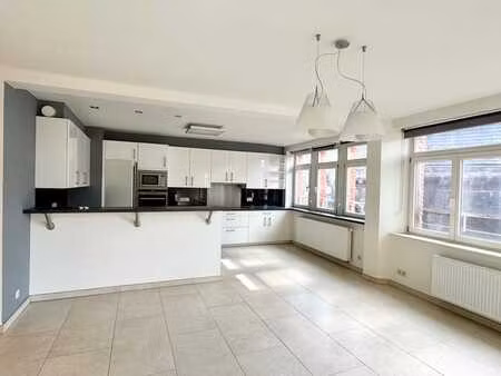 appartement de standing en plein centre de namur !