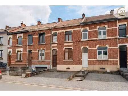 maison 2 façades avec jardin