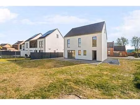 maison 4 façades avec jardin – créez votre maison