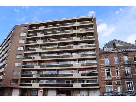 850 00 € + 200 00 € charges