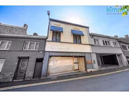 immeuble mixte avec possibilite 2 logements et grand jardin