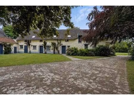authentique fermette en u au cœur d’un charmant hameau !