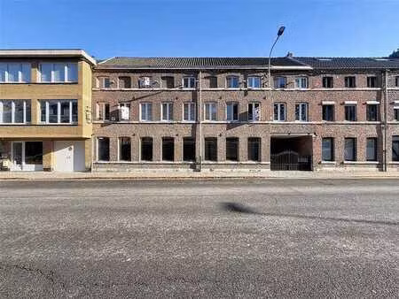 complexe immobilier de plus de 600m² - maison + appartements