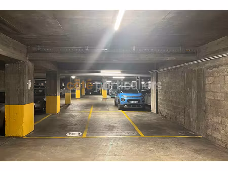 annonce parking/garage à louer