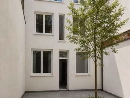 arrière maison entièrement rénovée +/-85m² (parachèvement e