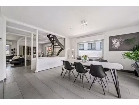 immeuble de rapport à vendre à bossuytlaan 47 assebroek (rbv95688)
