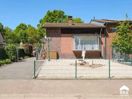 maison semi-ouverte avec jardin à genk