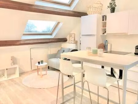 studio meublé