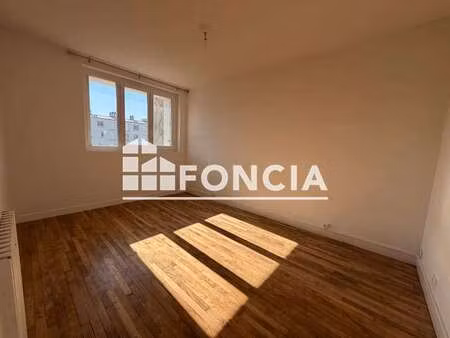 location appartement 3 pièces à brest (29200) : à louer 3 pièces / 71m² brest