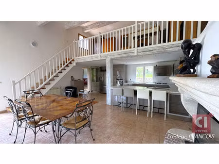 a vendre belle villa de type 6 (170 m²) à gareoult