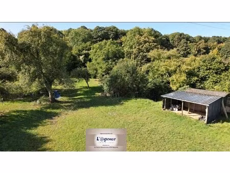 terrain non constructible de 2500 m2.