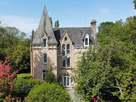 authentique manoir du xixe siècle restauré avec dépendances et p