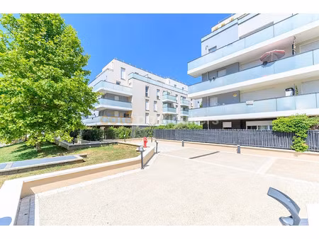 vente appartement 2 pièces 42.49 m² à thorigny-sur-marne (77400)  195 000 €
