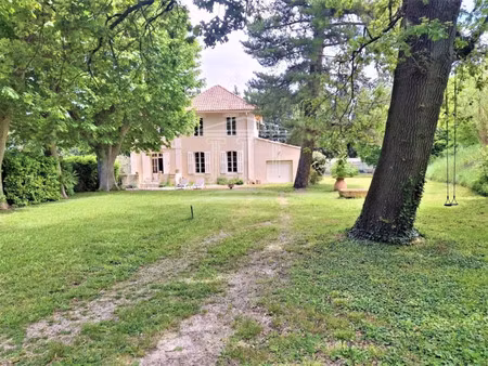 maison de luxe à vendre à sorgues