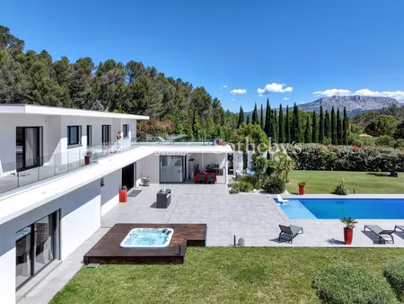 maison de luxe à vendre à meyreuil