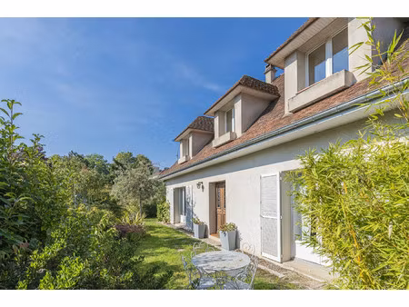 maison de luxe à vendre dans le quartier l'abreuvoir