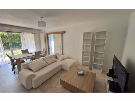 location appartement  53.75 m² t-2 à poitiers  750 €