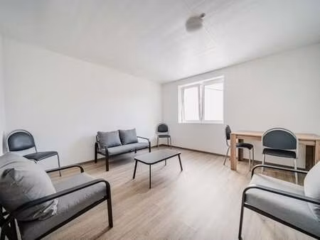 bien professionnel à louer à lodelinsart € 540 (ljpk7) - bureau savini | zimmo