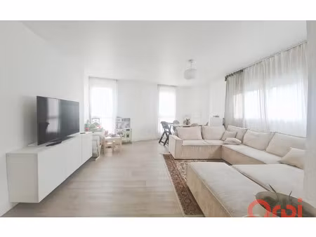 appartement saint-denis 80.73 m² t-4 à vendre  299 900 €