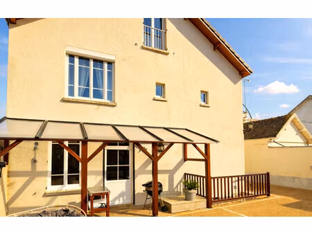maison de 190 m² à st clement - 285 000 €
