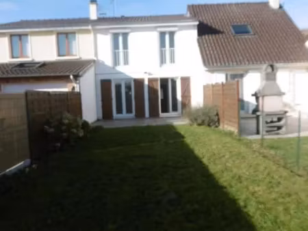 location maison 4 pièces 84 m² à taissy (51500)